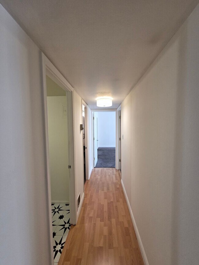 Foto del edificio - Beautiful 2 Bed/2 Bath Condo in Scottsdale Shadows!