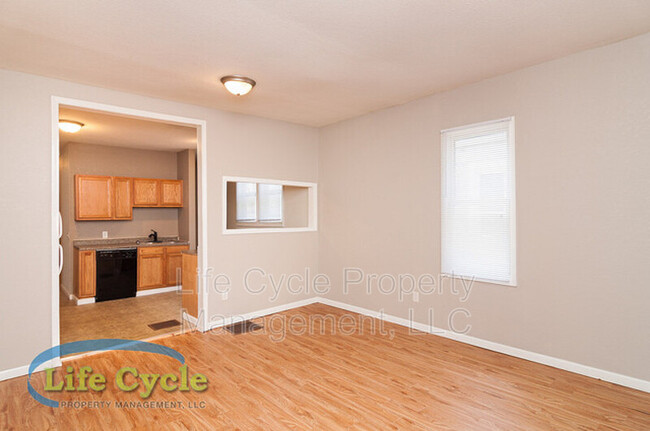Foto del edificio - 1010 Adams St SE