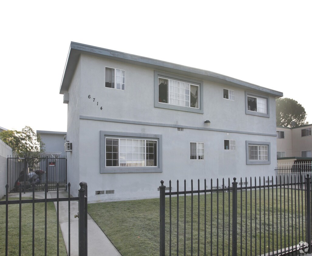 Foto del edificio - 6714 Irvine Ave