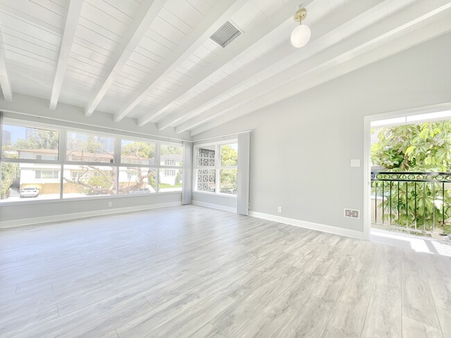 Building Photo - 2027 S Beverly Glen Blvd