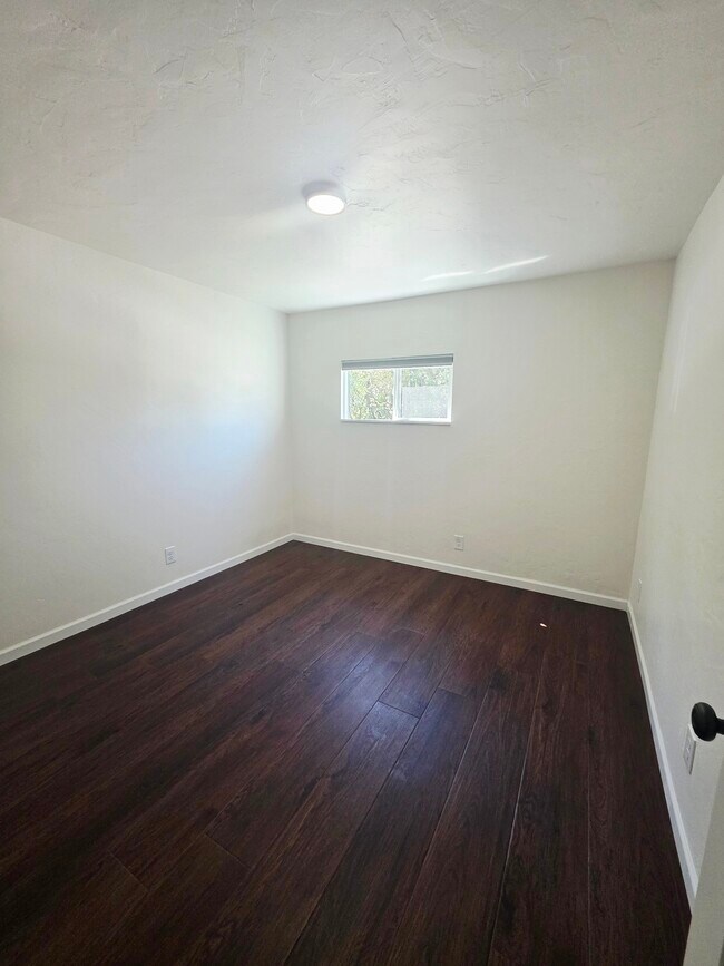 Foto del edificio - 103A S 2nd St W