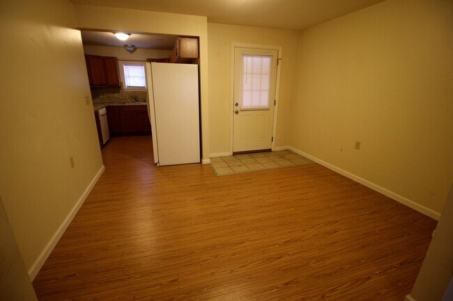 Building Photo - Louisa Street Townhomes