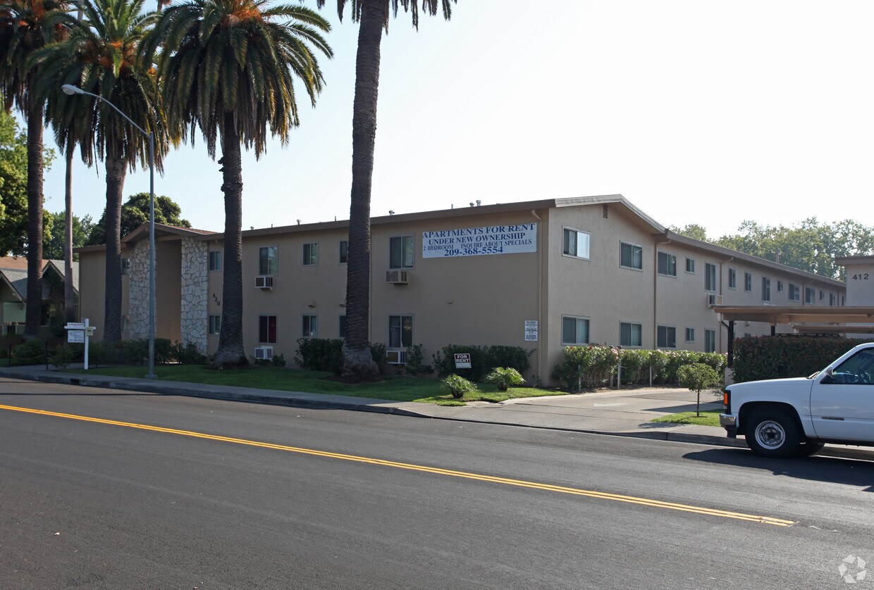 Foto del edificio - 420 N Church St