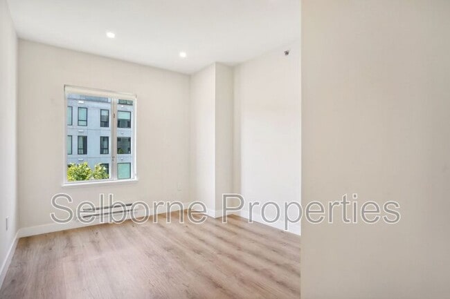 Foto del edificio - 1401 Jackson St