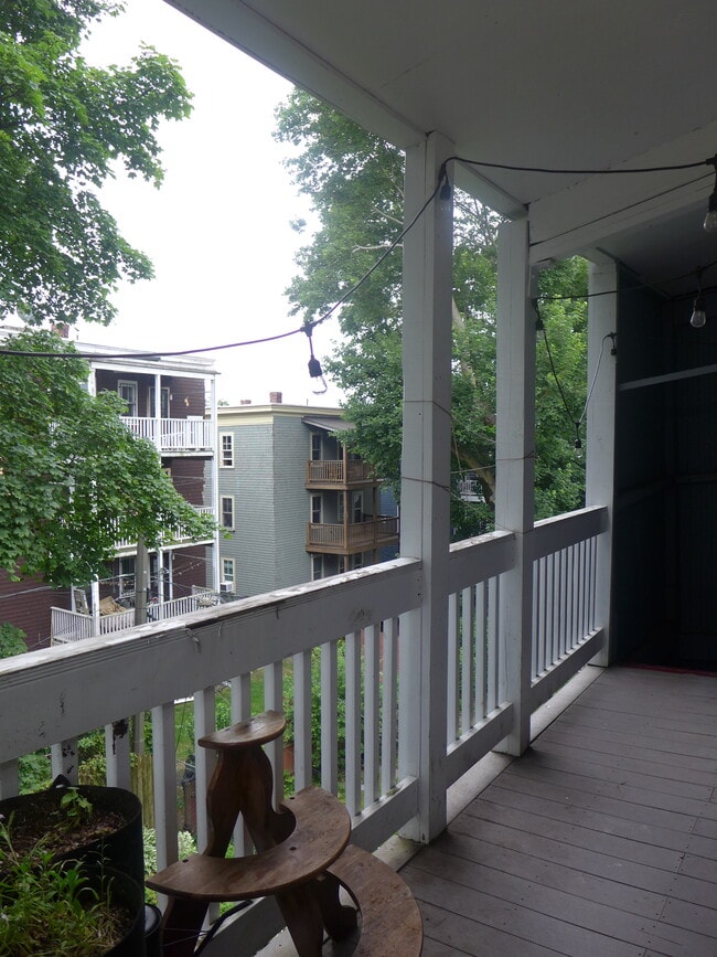 Building Photo - 45 Iffley Rd