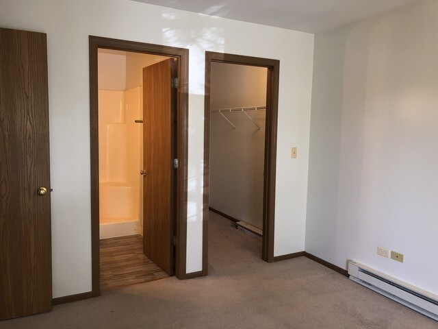 Primary Photo - 1380 Cunat Court,
