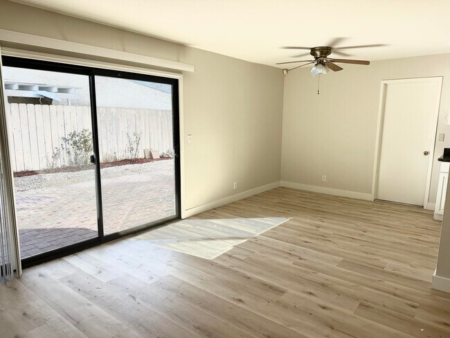 Building Photo - 74237 Catalina Way