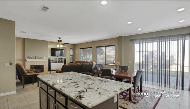 Foto del edificio - 28560 Sunridge Ct