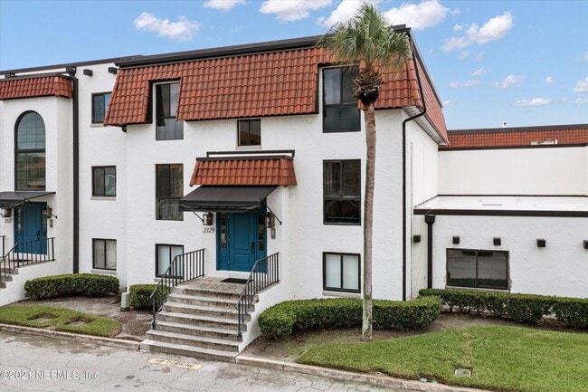 Building Photo - 2329 Costa Verde Blvd