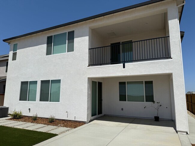 Foto del edificio - Beautiful Northlake 4 BED 3.5 BATH
