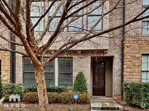 Building Photo - 1607 Bowery Dr