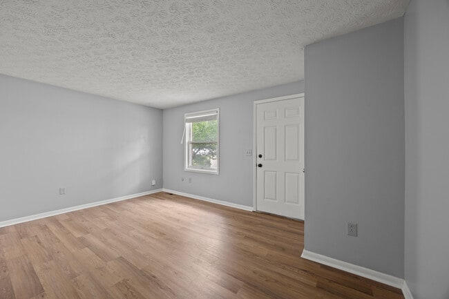 Building Photo - 1504 Glenn Ave