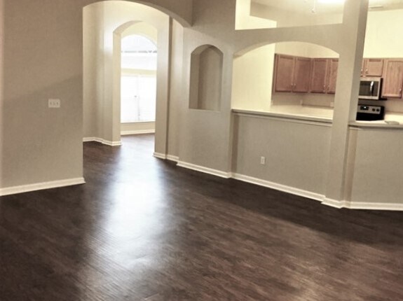 Foto del edificio - 12690 Richfield Blvd