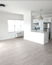 Eleven Maple Avenue Apartments photo'