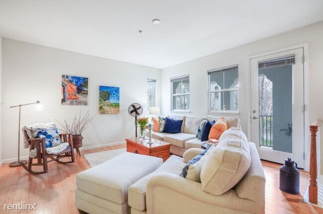 Foto del edificio - 2 br, 2 bath Condo - 87 Bassett St
