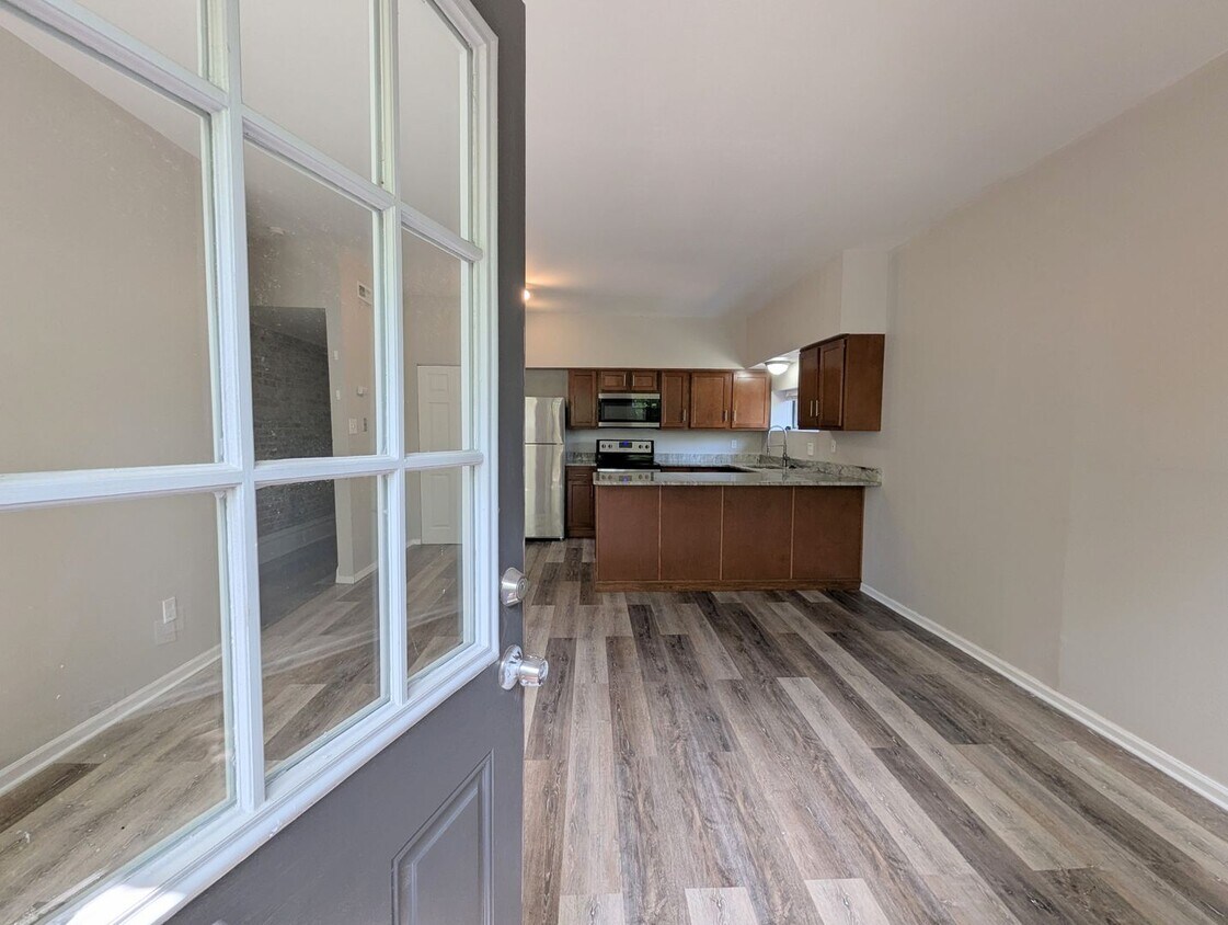 Foto principal - 4250-52 Castleman