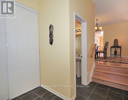 Photo du bâtiment - 322 Statewood Dr
