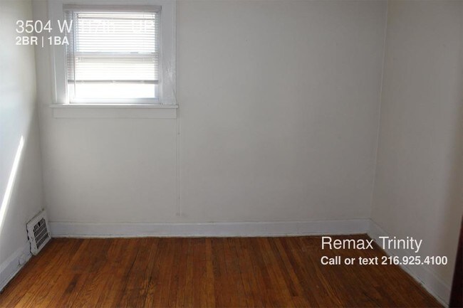 Building Photo - 3504 W 117th St