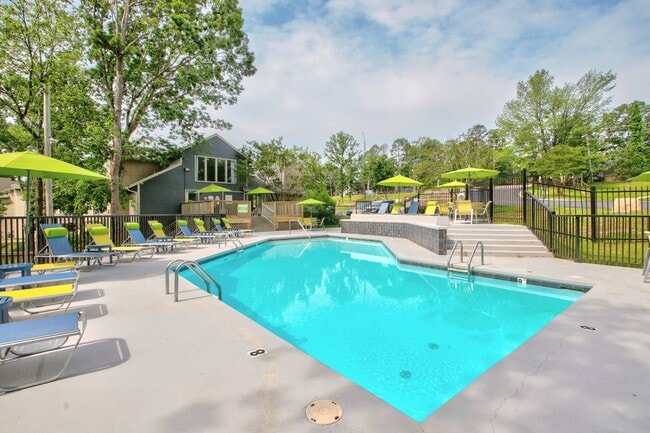 Building Photo - Turtle Creek - Lennox