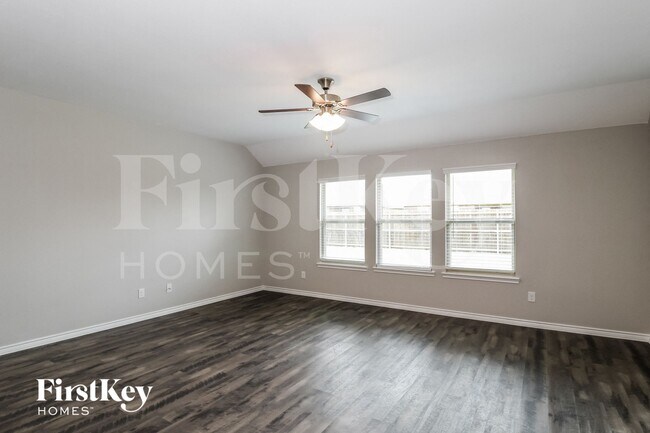 Building Photo - 117 Lazy Berry Way