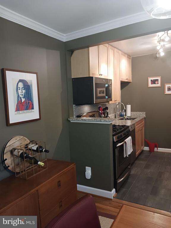 Foto del edificio - 2725 39th St NW