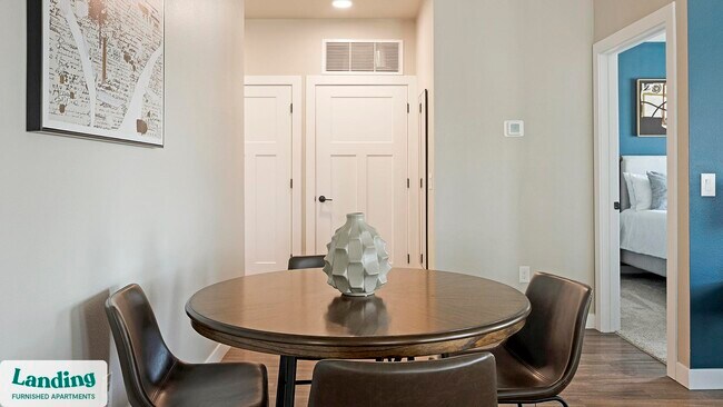 Foto del edificio - 2445 Estrella Pkwy