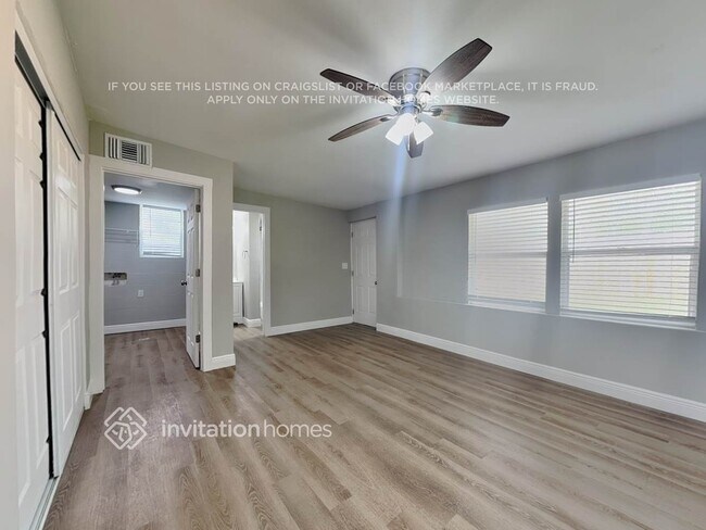 Foto del edificio - 4359 Neptune Dr SE
