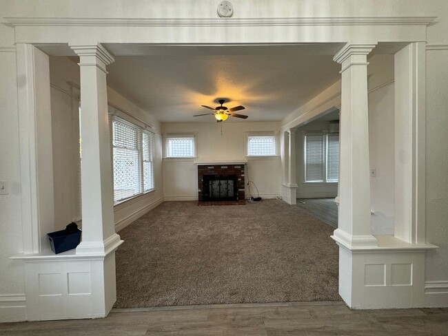 Foto del edificio - Charming 4 bedroom home