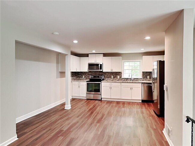 Building Photo - 111 Leathers Cir NW