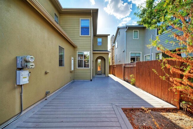 Foto del edificio - 4005 Camacho St