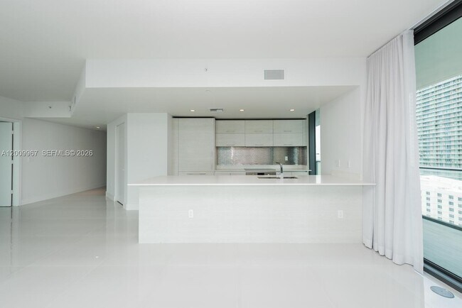 Foto del edificio - 1300 S Miami Ave