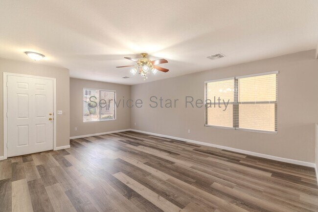 Building Photo - 9425 W Wilshire Ave