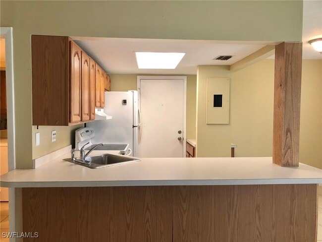 Building Photo - 3303 Royal Canadian Trace
