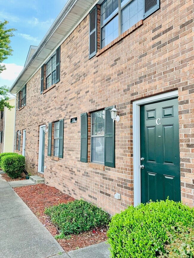 Building Photo - 124 Hillridge Ct