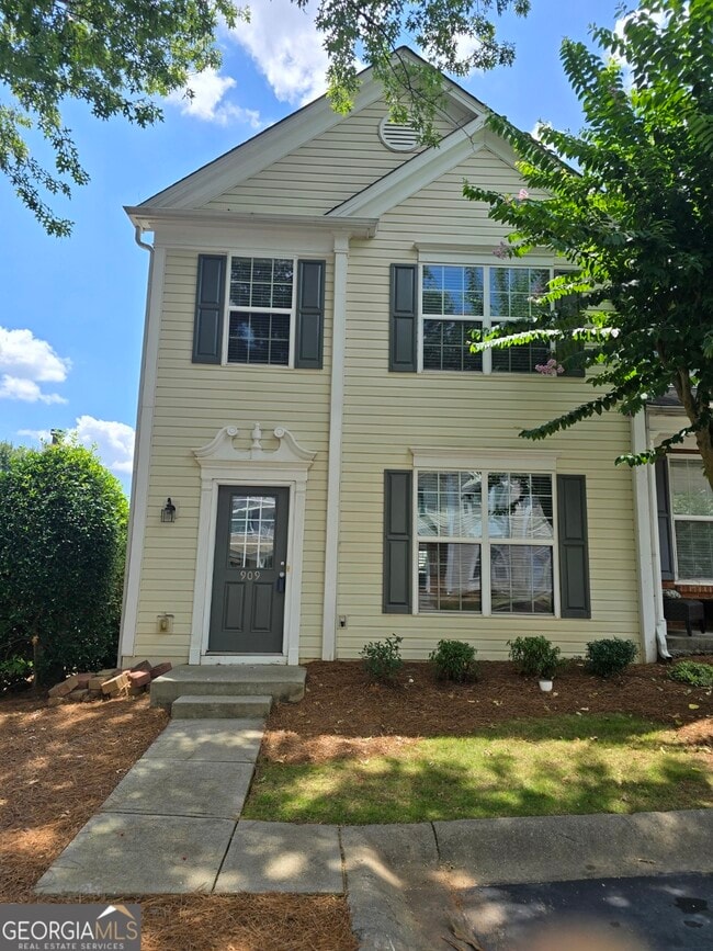 Building Photo - 909 Prestwyck Ct