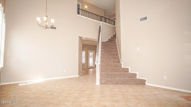 Building Photo - 6325 Franklin Ridge Dr