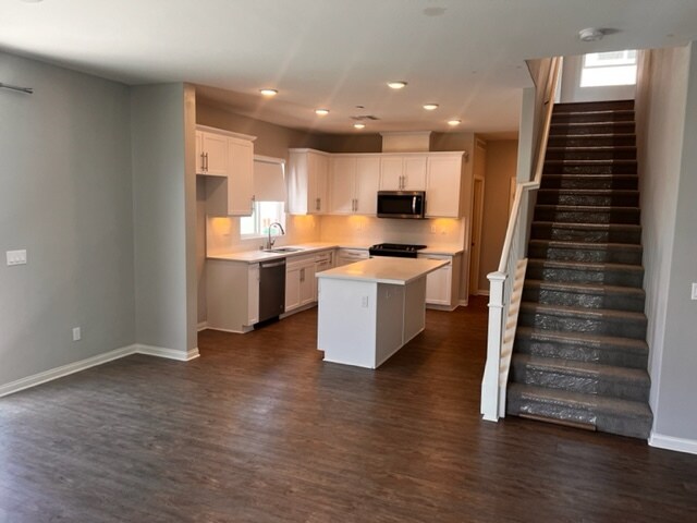 Foto del edificio - 8696 Camden Dr