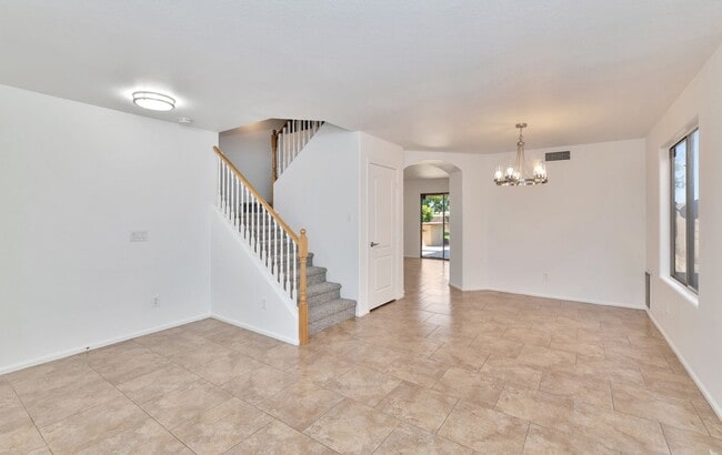 Building Photo - 3617 E Potter Dr