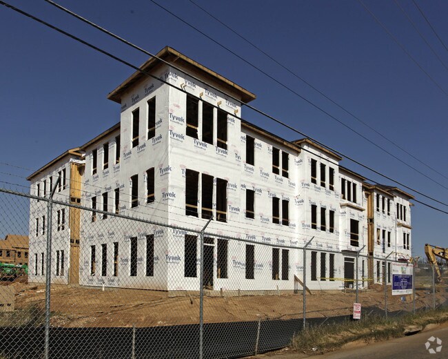 The Plaza at Centennial Hill Apartments Montgomery, AL