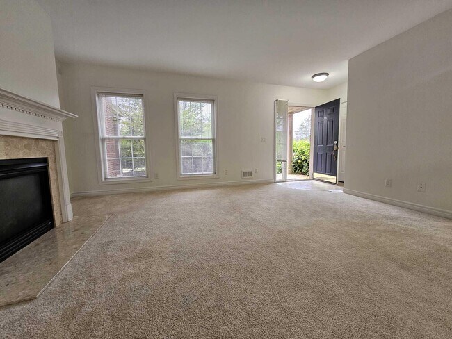 Foto del edificio - 3376 Endsleigh Ln