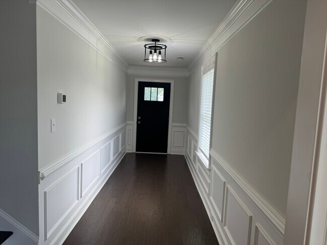 Foto del edificio - 236 Dustin Ln