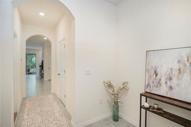 Building Photo - 32803 Pez Landing Ln
