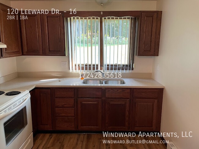 Building Photo - 120 Leeward Dr