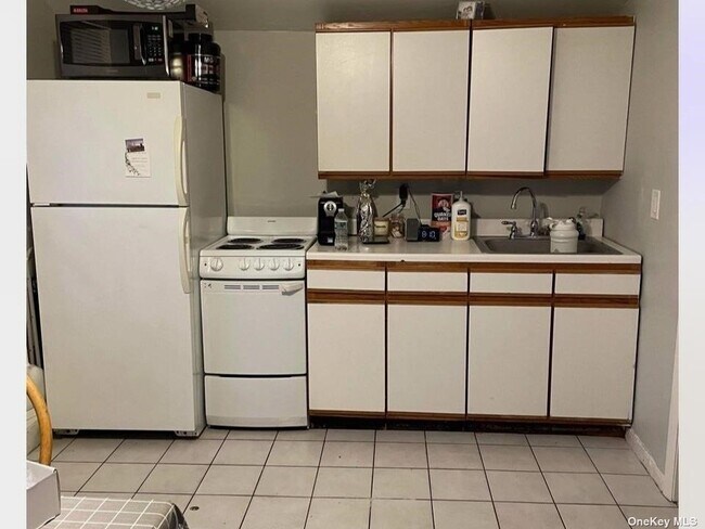 Foto del edificio - 287 N 7th St