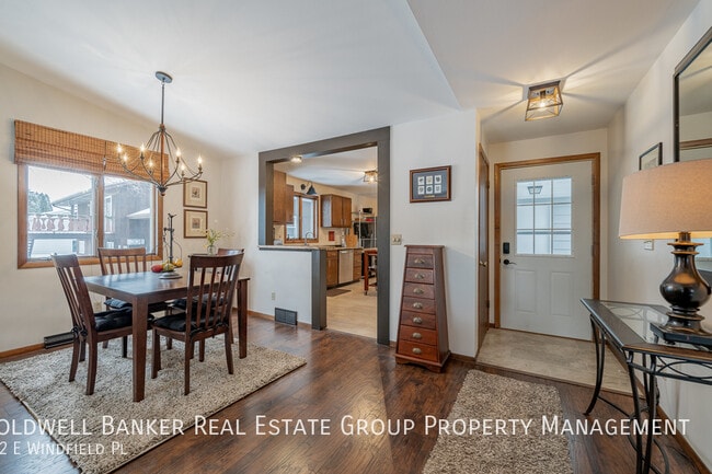 Building Photo - 902 E. Windfield Drive, Appleton