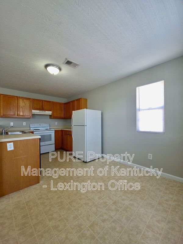 Building Photo - 126 Grinder Ct