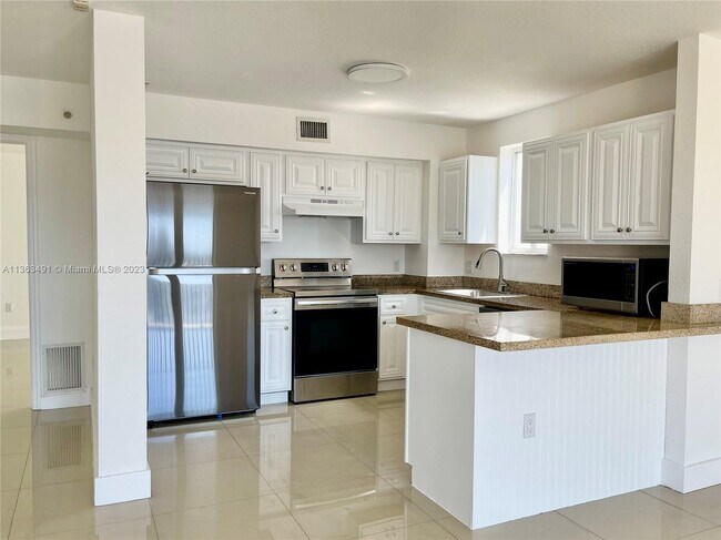 Foto del edificio - 2120 W Flagler St