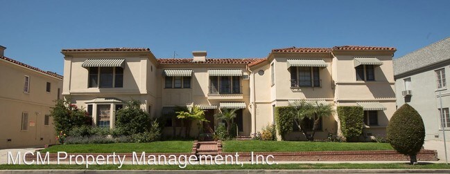 Foto del edificio - 923-933 S Alandele Ave