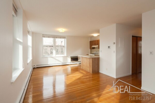 Foto principal - 338 Court St