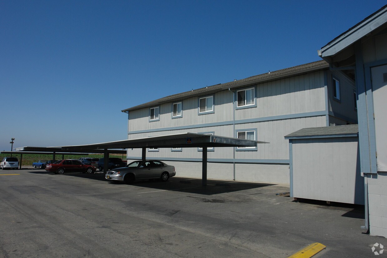 Building Photo - Tembladera Apartments